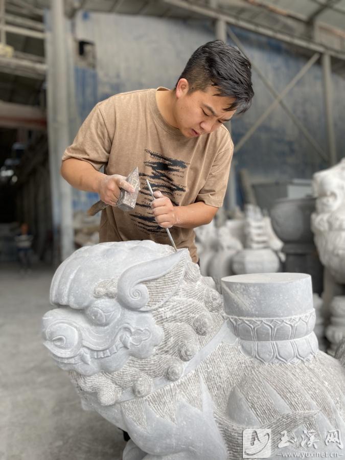 新生代滇南石獅工藝傳承人。